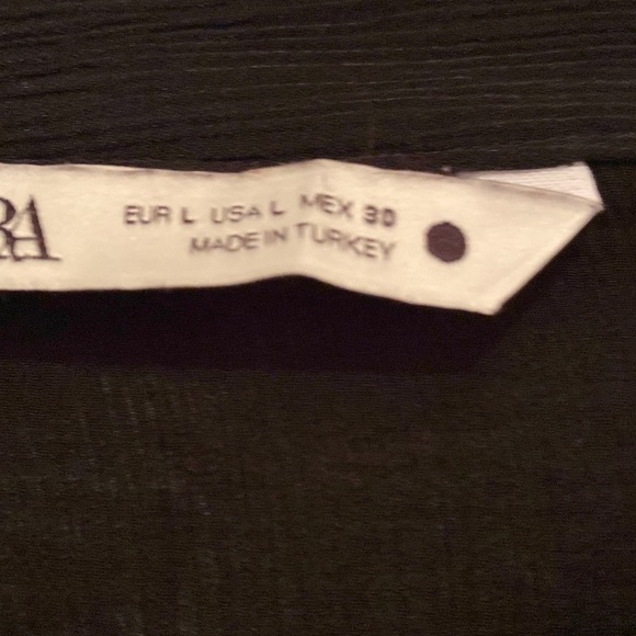 Zara Woman black tunic with mother pearl button and two sides split size L - Picture 10 of 10